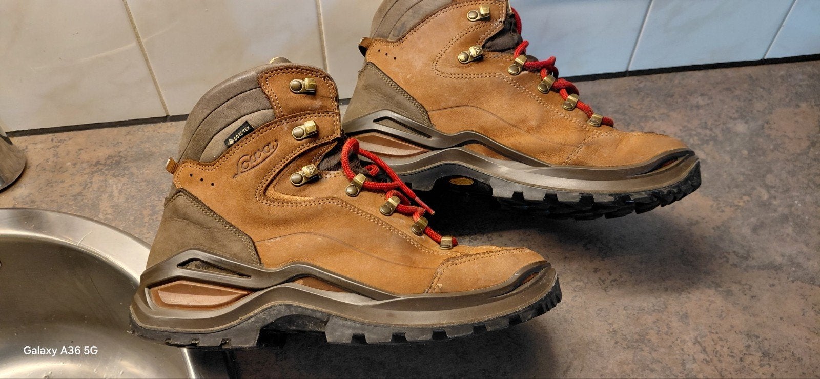 Renegade lowa wandelschoenen dames., Ophalen of Verzenden, Zo goed als nieuw, Wandelschoenen