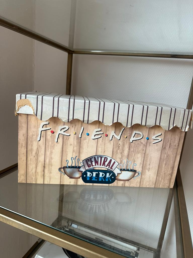 FRIENDS complete serie DVD box, Cd's en Dvd's, Dvd's | Tv en Series, Alle leeftijden, Ophalen, Gebruikt, Komedie