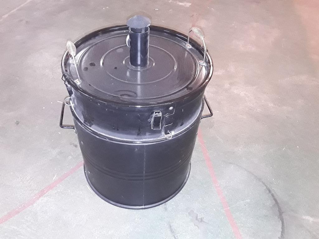 barbeque onbekend merk., Ophalen, Zo goed als nieuw