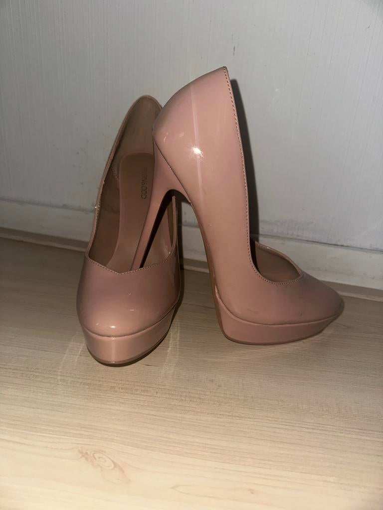 Hakschoenen van Zalando, Kleding | Dames, Schoenen, Zo goed als nieuw, Schoenen met hoge hakken, Beige, Ophalen of Verzenden