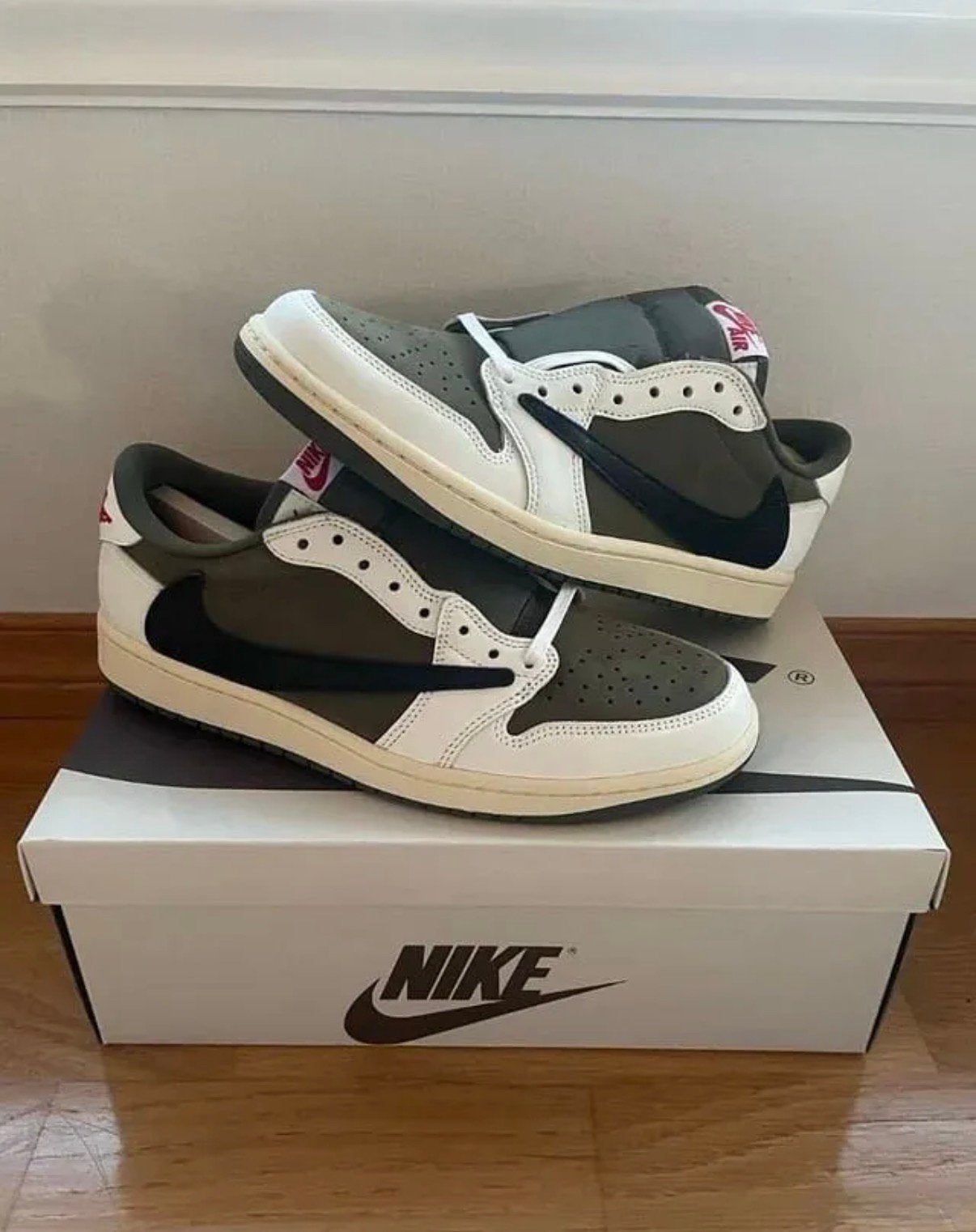 Travis scott low maat 44, Ophalen of Verzenden, Zo goed als nieuw