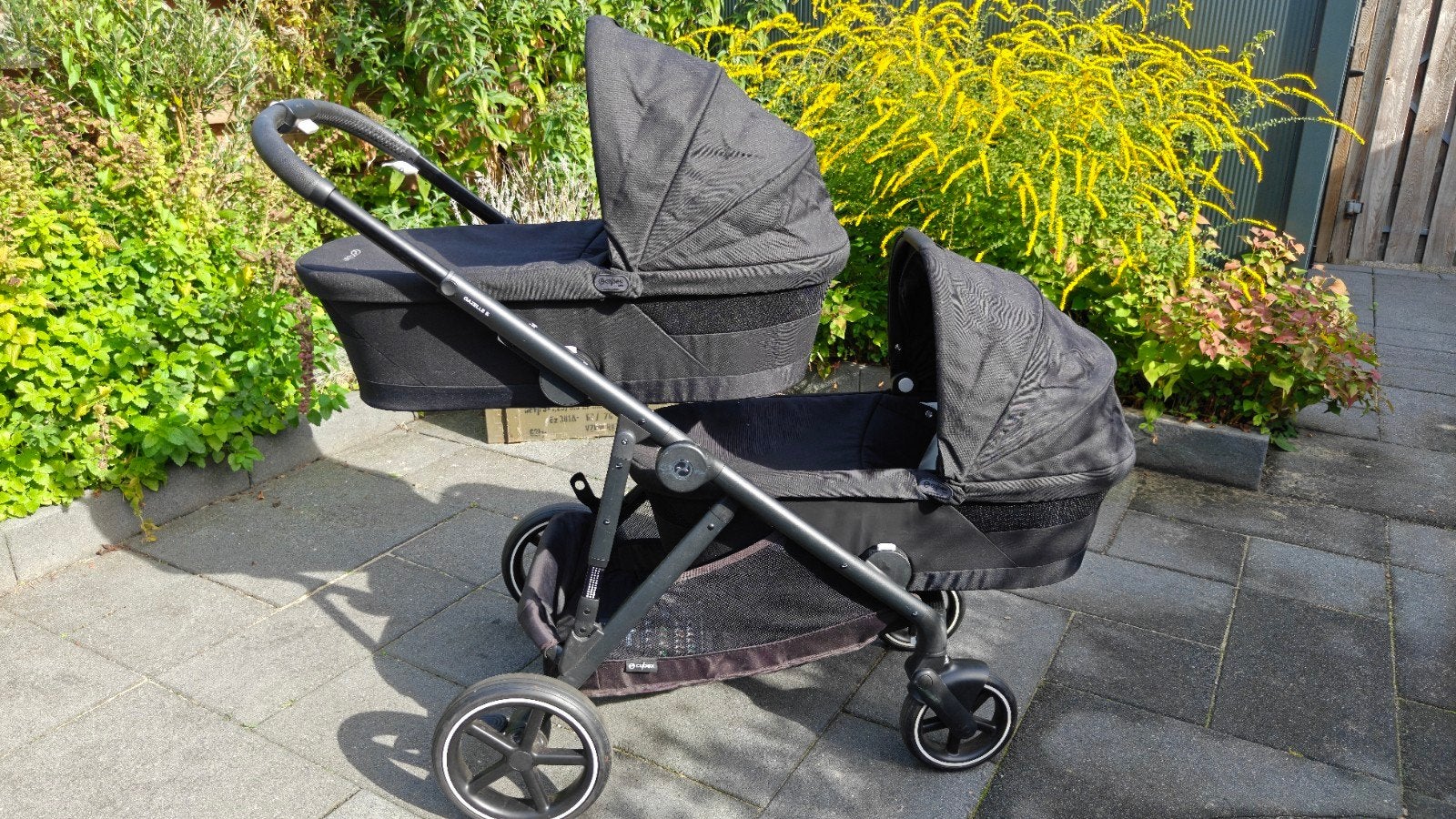 Foto 5 van Cybex Gazelle S Duo kinderwagen compleet – Moon Black