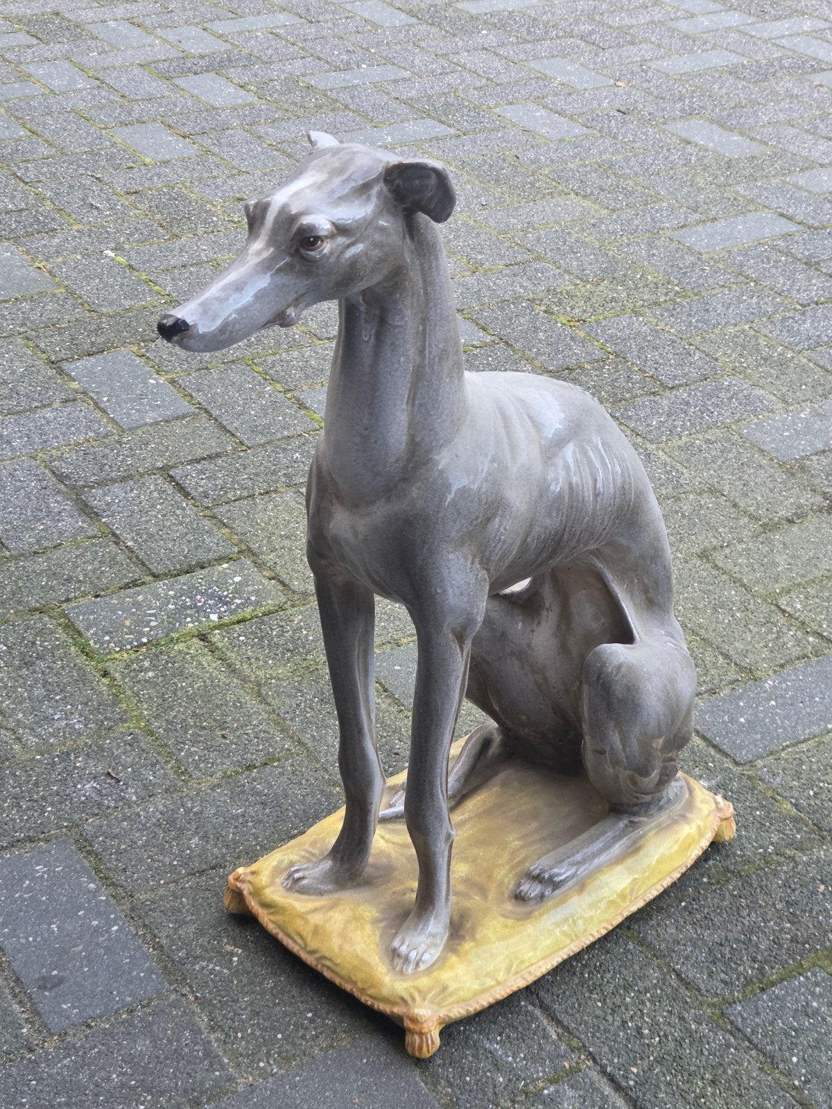 Vintage jr 70 Windhond Beeld op Kussen - Keramiek, Ophalen