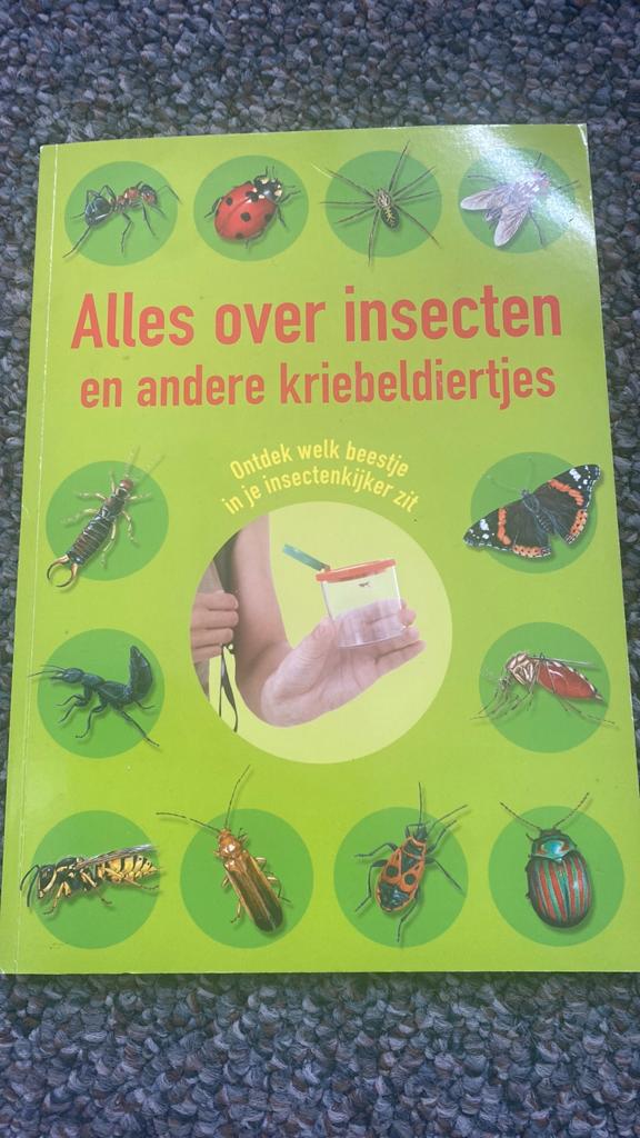 Alles over insecten en andere kriebeldiertjes, Ophalen of Verzenden, Zo goed als nieuw, Non-fictie