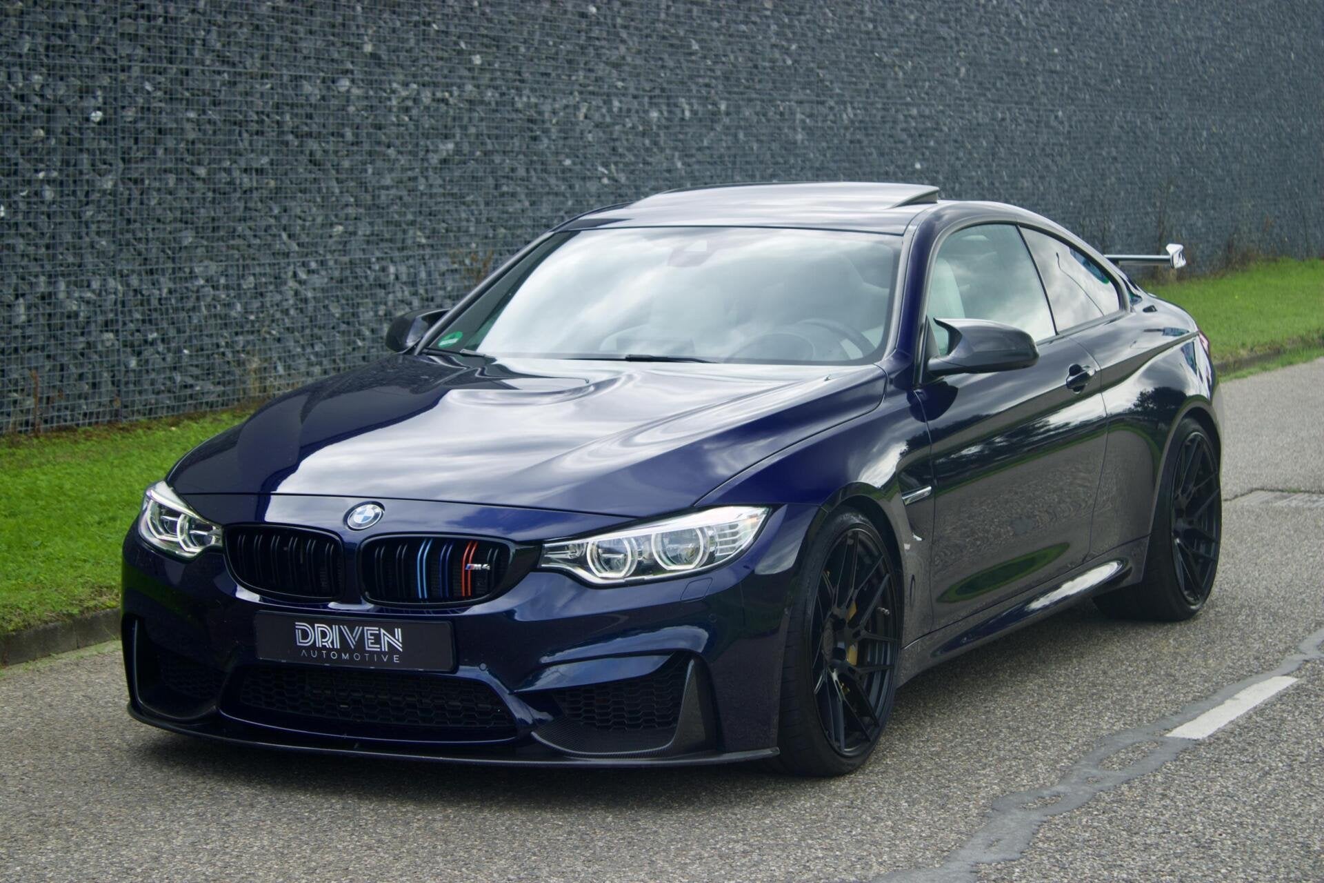 BMW M4 Coupé Individual | Keramisch - Vol Leder - M Perform, Auto's, Automaat, Achterwielaandrijving, Euro 6, 4-Serie