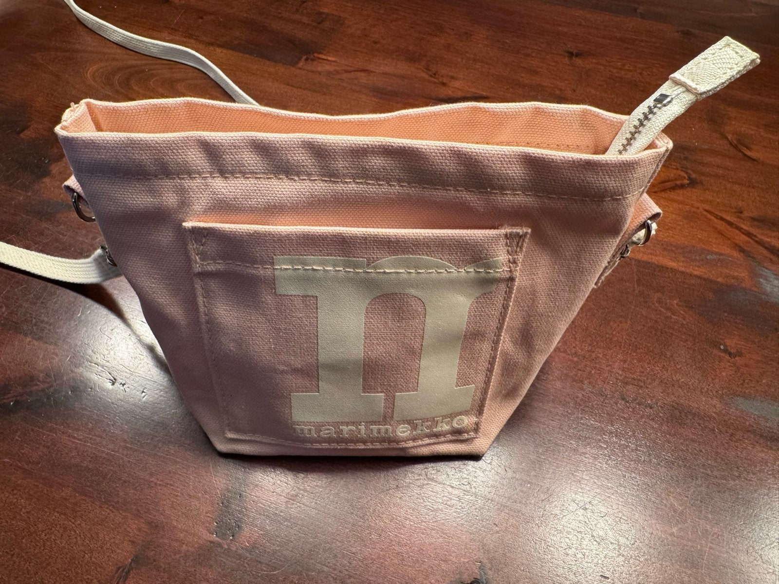 Marimekko Mono Mini Crossbody Solid Roze Tasje Katoen, Ophalen of Verzenden, Zo goed als nieuw, Roze, Schoudertasje