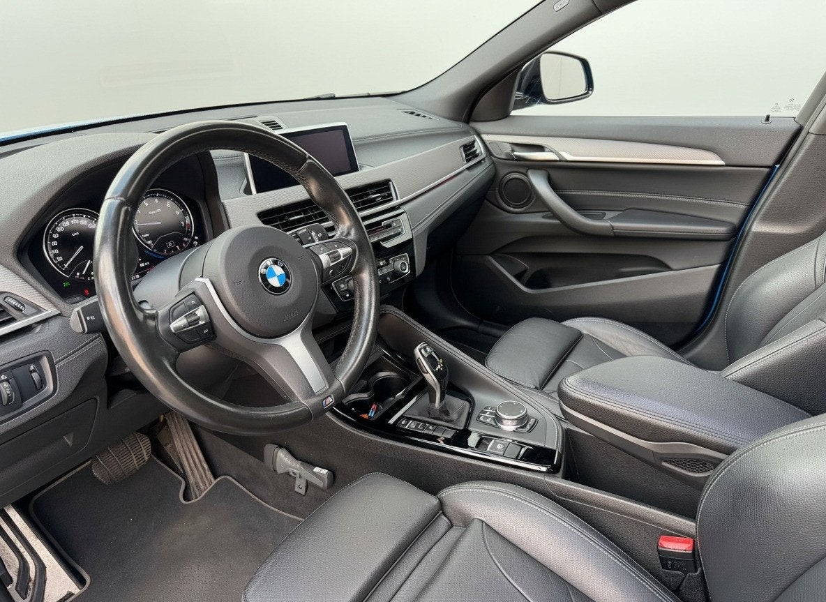 BMW X2 SDrive20i High Executive|M-sport|Pano|HUD|Trekhaak|St, Auto's, BMW, X2, Bedrijf, SUV of Terreinwagen, 84 €/maand