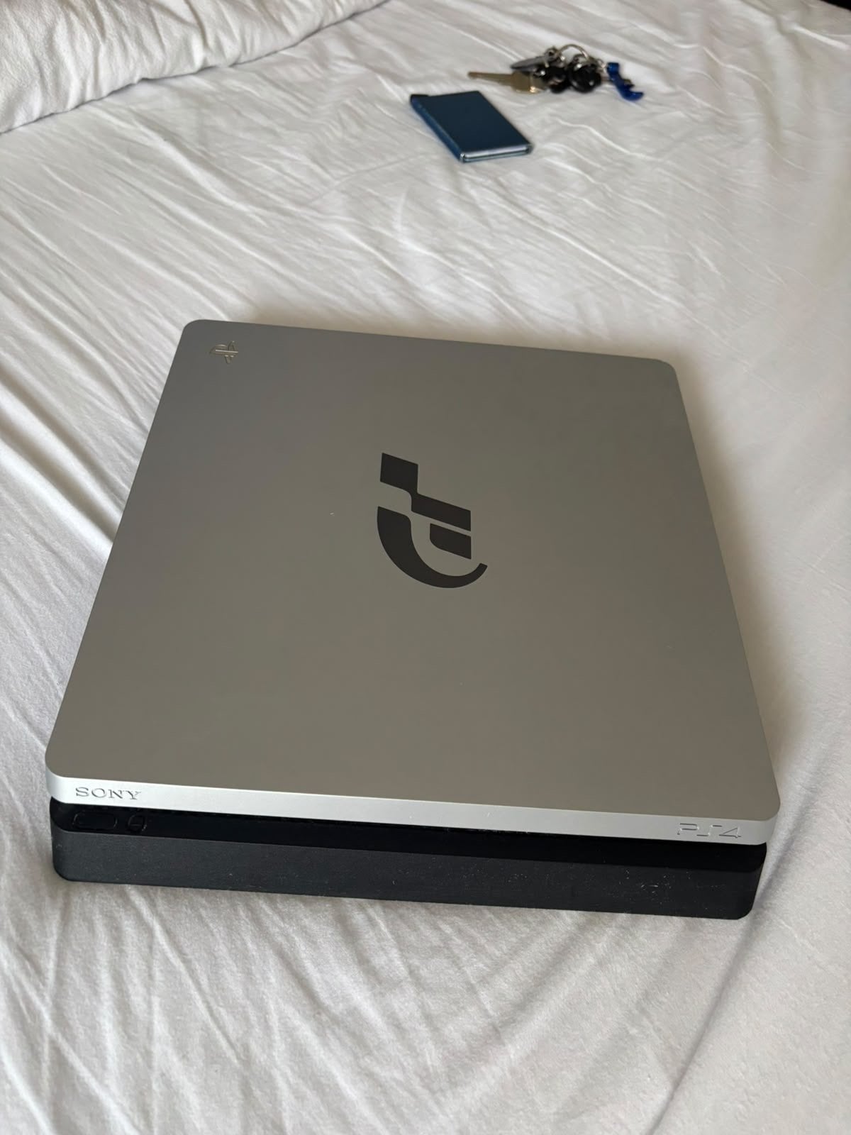 Sony PlayStation 4 Slim 1TB Gran Turismo Sport Limited Editi