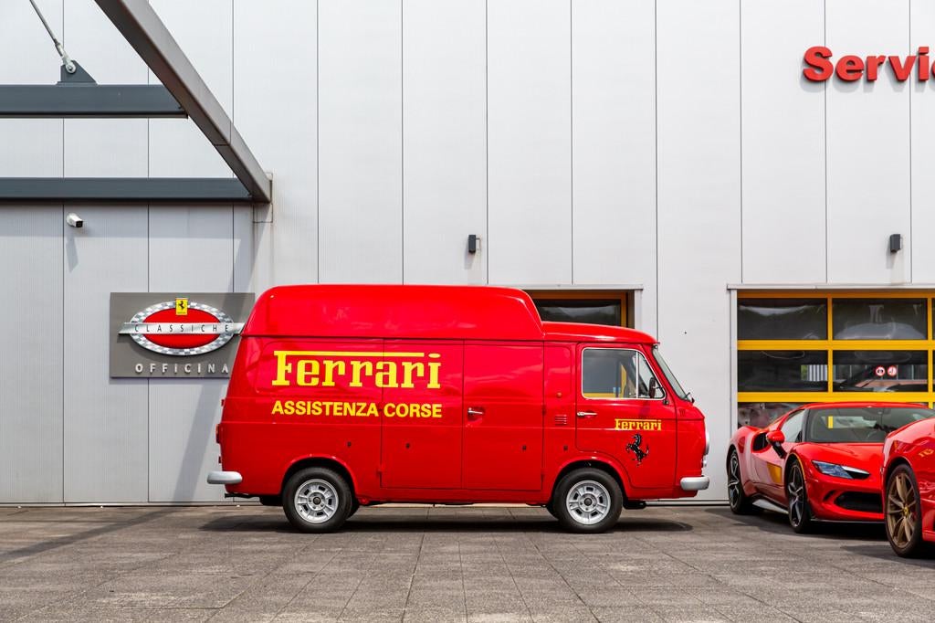 Fiat 238 Assistenza Corse (bj 1978), 1438 cc, Gebruikt, Zwart, 4 cilinders