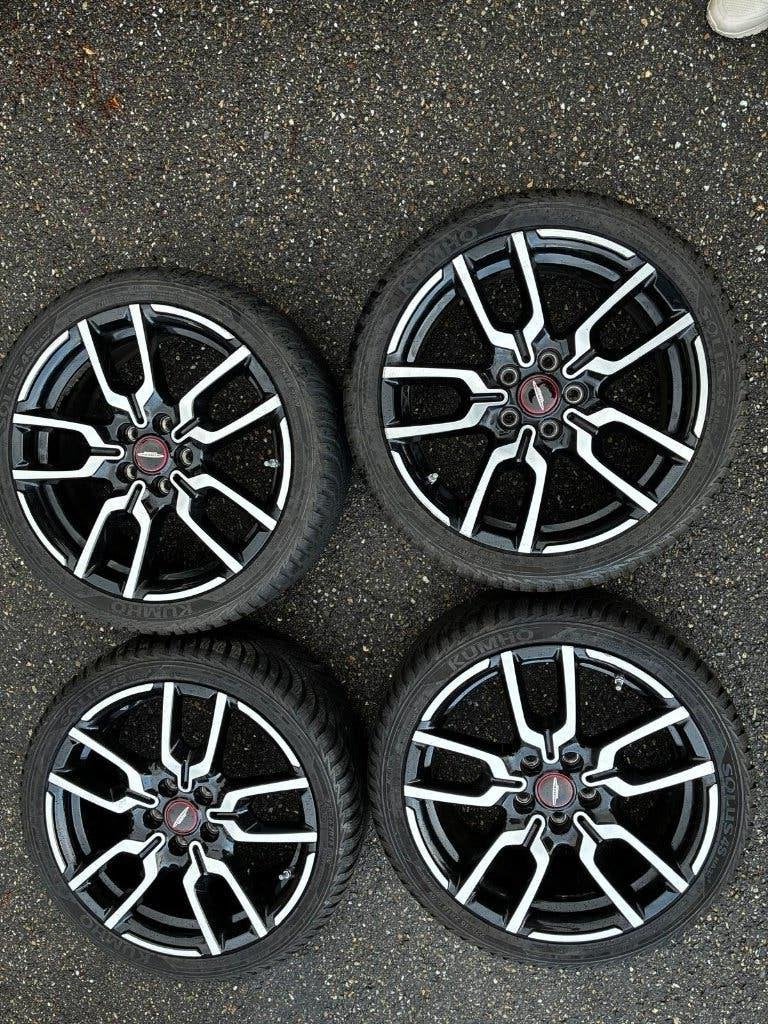 MINI Countryman JCW velgen + Kumho 4 seasonsbanden ZGAN 7+mm, Ophalen, 18 inch, Gebruikt, Banden en Velgen