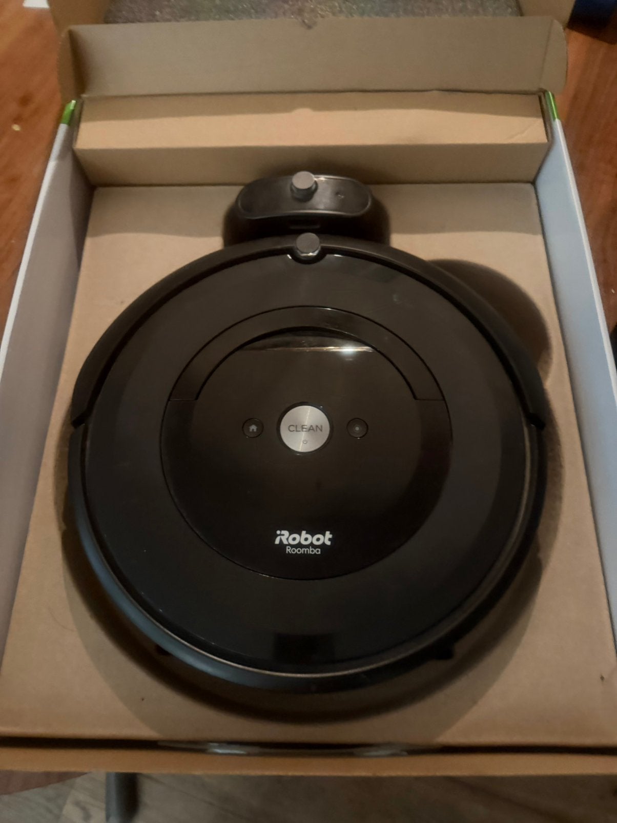 iRobot Roomba e5 (e5158) 2 keer gebruikt in originele doos, IRobot, Ophalen of Verzenden, Zo goed als nieuw, Robotstofzuiger