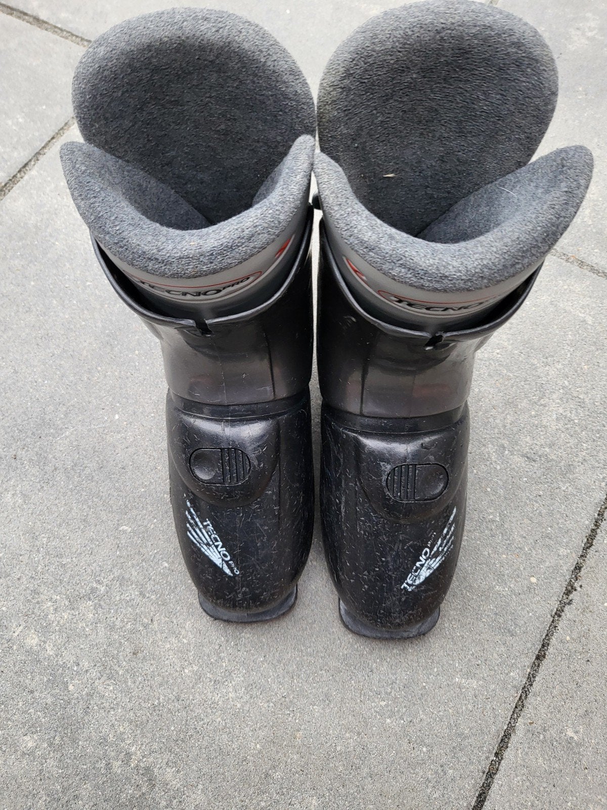 Tecno Pro skischoenen maat 44.5 zo goed als nieuw, Ophalen of Verzenden, Zo goed als nieuw, Skiën, Schoenen