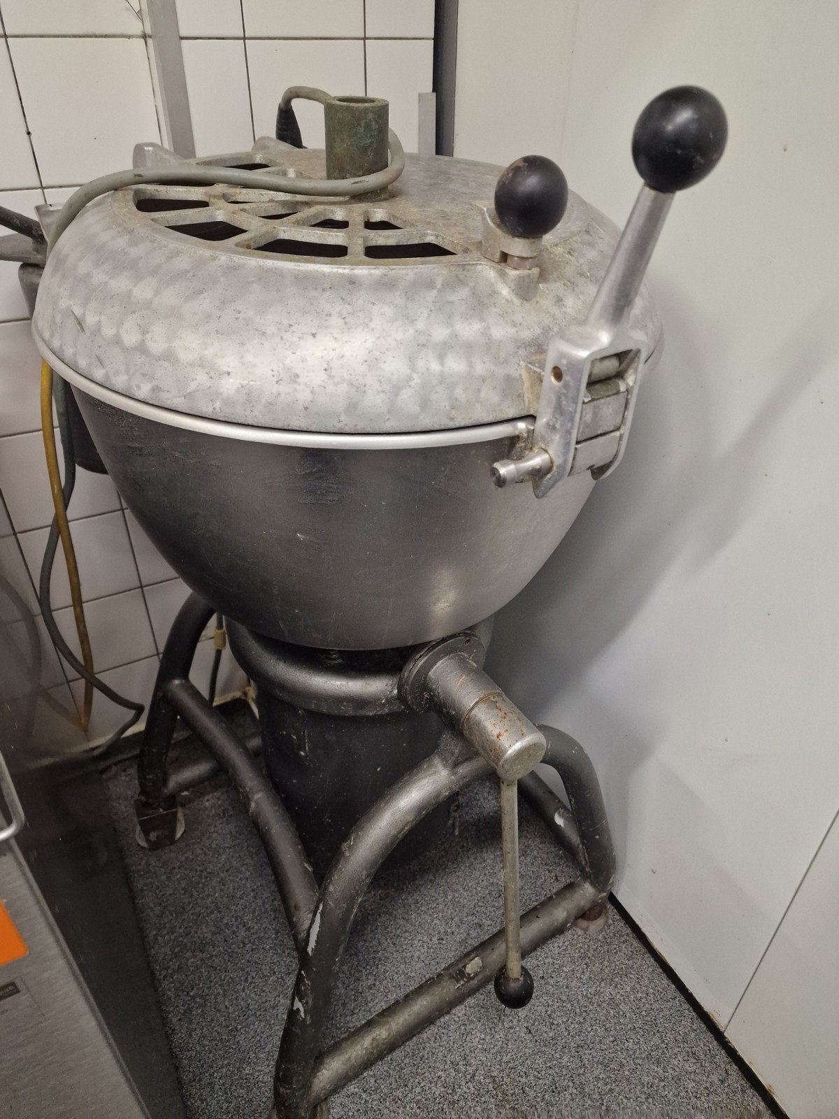 Menger Slagerij - Professionele Vleesmenger, Ophalen