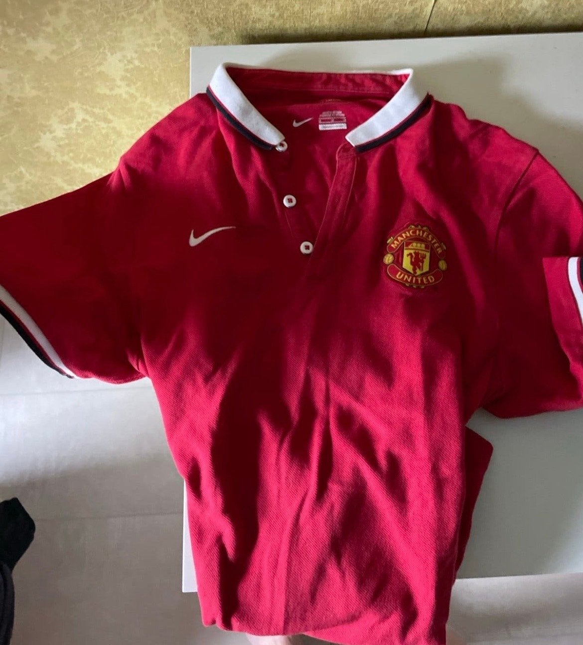 Nike Manchester United Polo Shirt Maat M, Kleding | Heren, Ophalen of Verzenden, Gedragen, Maat 48/50 (M), Rood