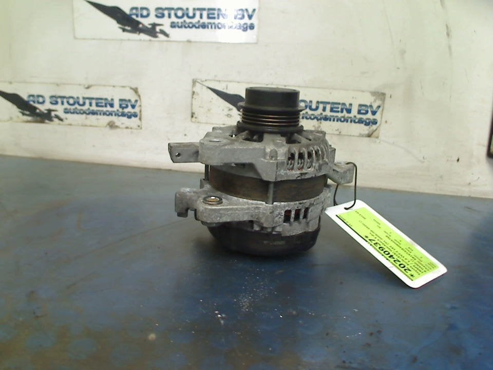 Dynamo Toyota Auris (E18) (2012-10/2019-03) 27060OY160, Gebruikt, Kundenbetreuung@toyota.de, Toyota-Allee 2, Köln 50858, , Duitsland