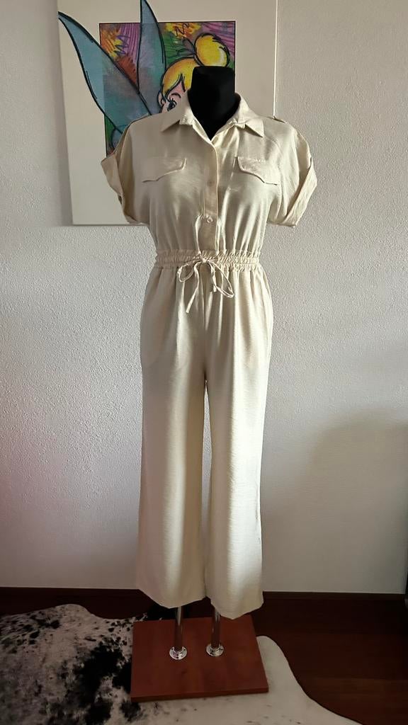 Jumpsuit van ambika one size, Kleding | Dames, Jumpsuits, Ophalen of Verzenden, Nieuw, Maat 38/40 (M), Beige