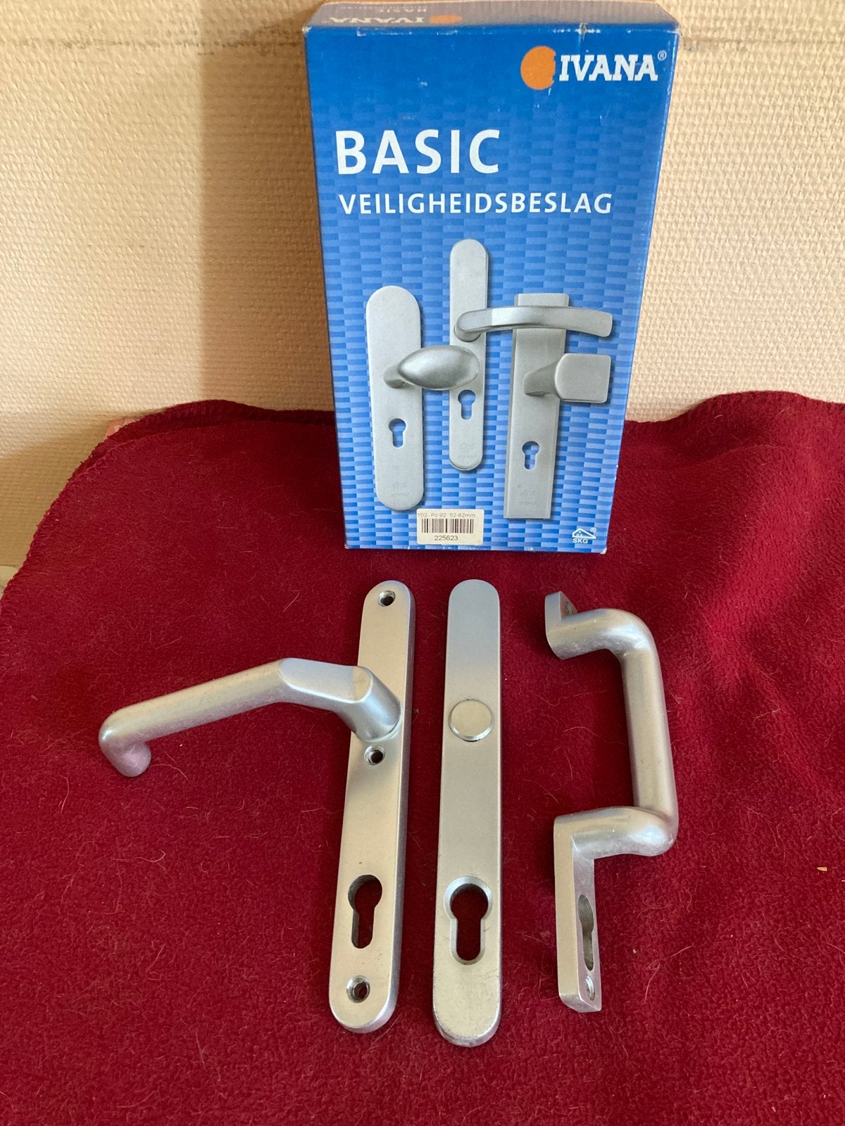 Ivana Basic Veiligheidsbeslag - Nieuw, Ophalen, Nieuw, Overige materialen, Klink of Kruk