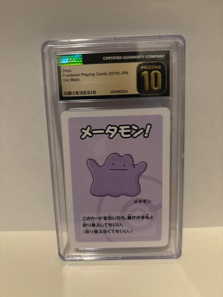Ditto Pokémon Speelkaart (2019) JPN Old Maid - CGC Pristine, Ophalen of Verzenden, Zo goed als nieuw, Losse kaart