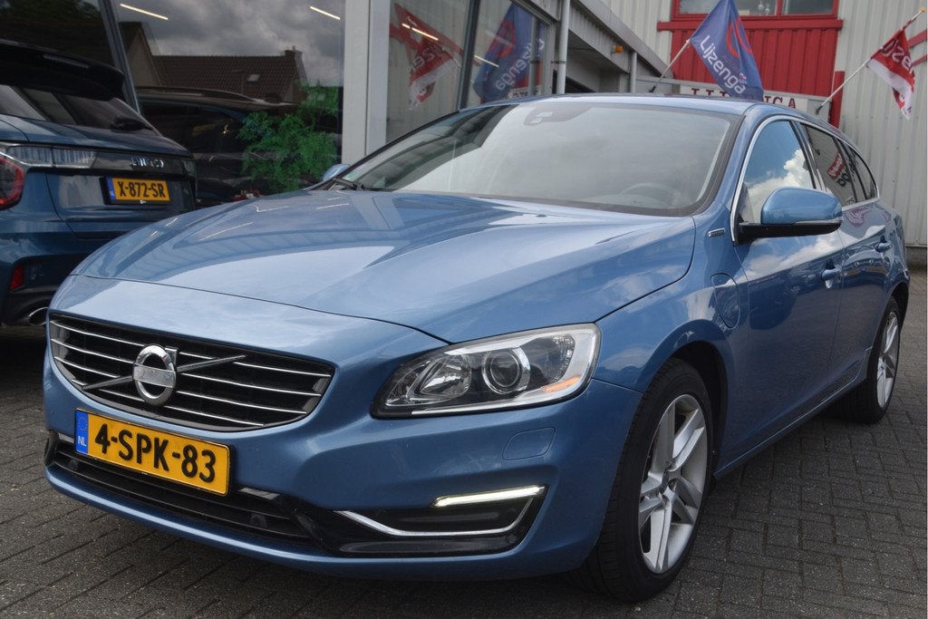 Volvo V60 2.4 D6 AWD Plug-In Hybrid Summum Navi | Leer | Cli, Auto's, Volvo, Automaat, Zwart, Blauw, Overige brandstoffen
