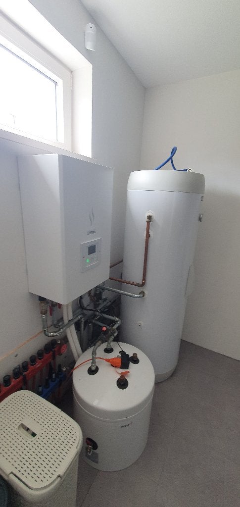 Hitachi Yutaki S warmtepomp lucht/water, Doe-het-zelf en Verbouw, Verwarming en Radiatoren, Ophalen, Hoog rendement (Hr), Overige typen