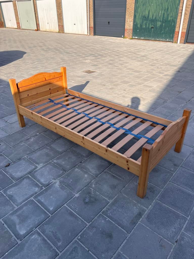 Eenpersoonsbed Vroomshoop Novalat 89x195 cm, massief hout, Ophalen, Gebruikt