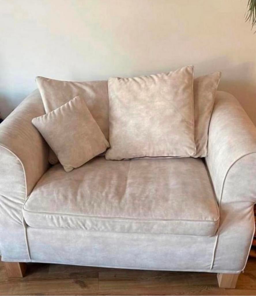 Comfortabele loveseat - perfect voor twee, Ophalen, Tweepersoons, 75 tot 100 cm, Zo goed als nieuw
