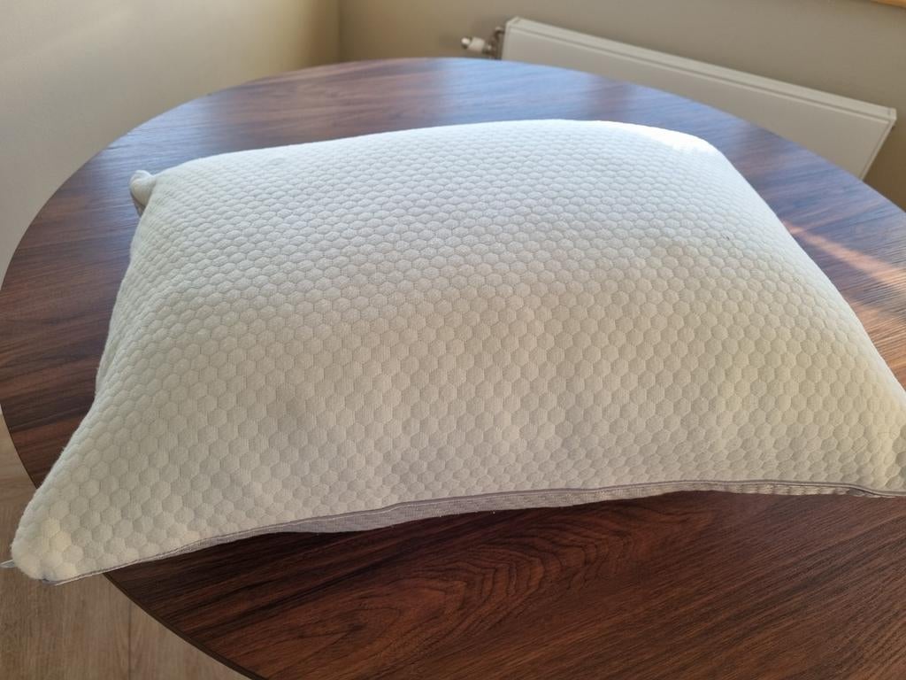Hoofdkussen Swiss Sense, the cool one pillow, Huis en Inrichting, Slaapkamer | Beddengoed, Eenpersoons, Wit, Ophalen of Verzenden