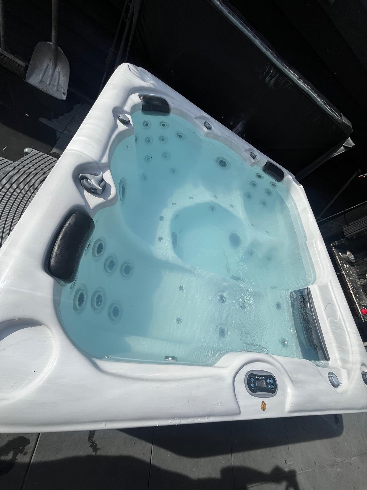 ❤️‍🔥 Gebruikte jacuzzi ❤️‍🔥 5 personen 1 jaar garantie, Verzenden, Zo goed als nieuw
