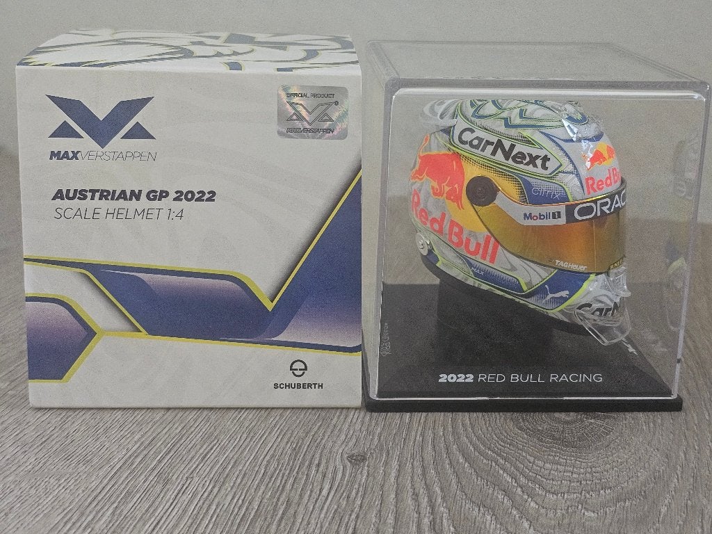 Helm 1:4, Max Verstappen # 1, Austrian GP 2022., Verzamelen, Automerken, Motoren en Formule 1, Ophalen of Verzenden, Zo goed als nieuw