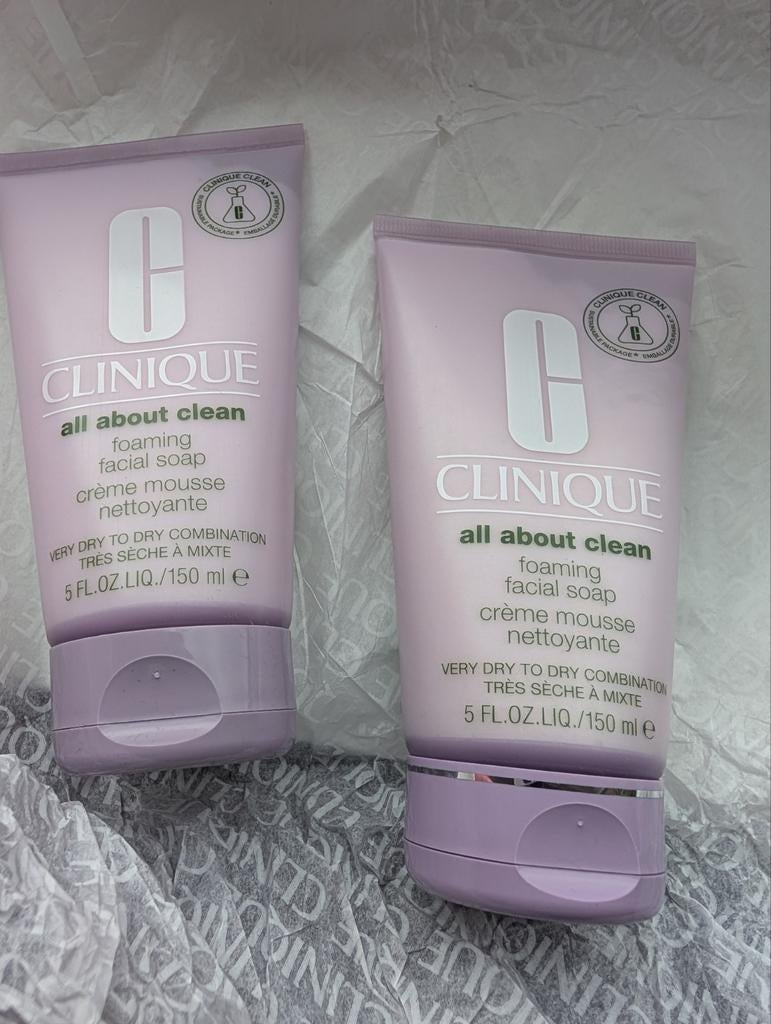 Clinique All About Clean Foaming Facial Soap - 150ml, Ophalen of Verzenden, Nieuw, Gehele gezicht, Reiniging
