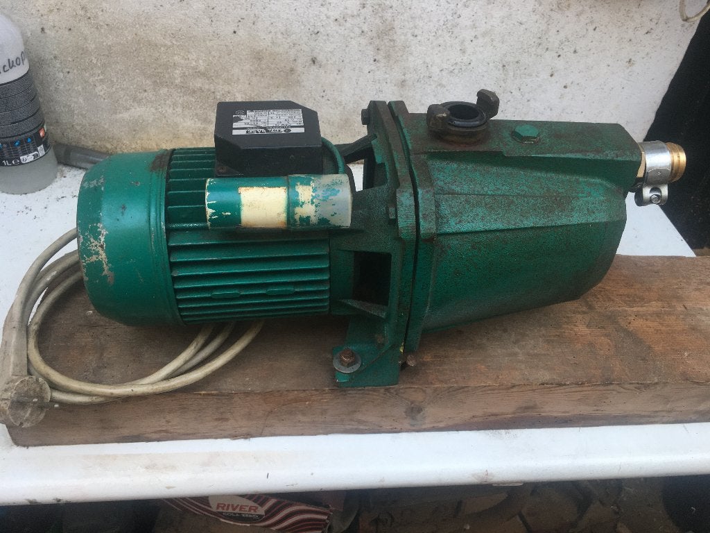 degelijke beregeningspomp 220volt geheel nagezien, Ophalen, Gebruikt