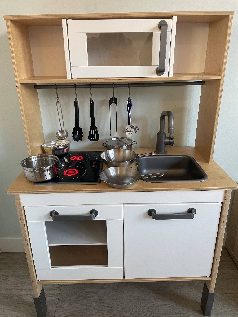 IKEA kinderkeuken met accessoires netjes en in goede staat., Ophalen, Gebruikt, Hout, Speelkeuken