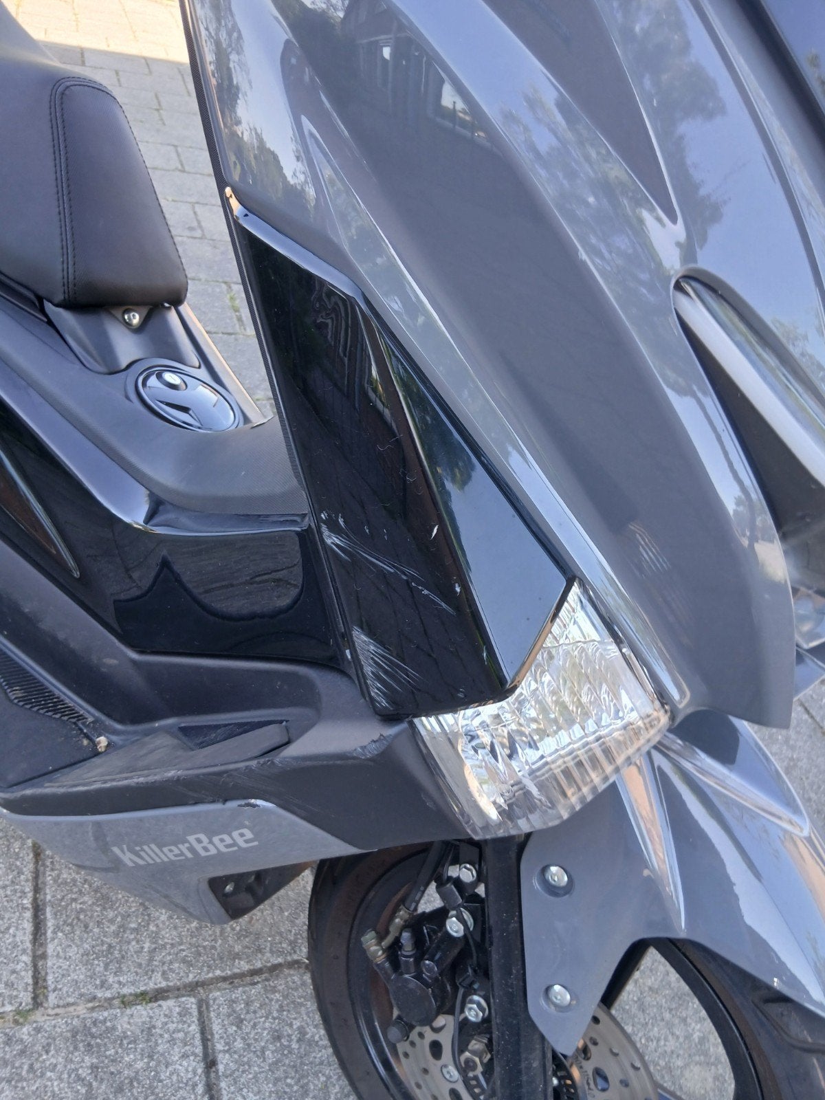Killerbee B-Max Scooter - Grijs, Zeer Goede Staat, Fietsen en Brommers, Ophalen of Verzenden, Zo goed als nieuw, Overige typen