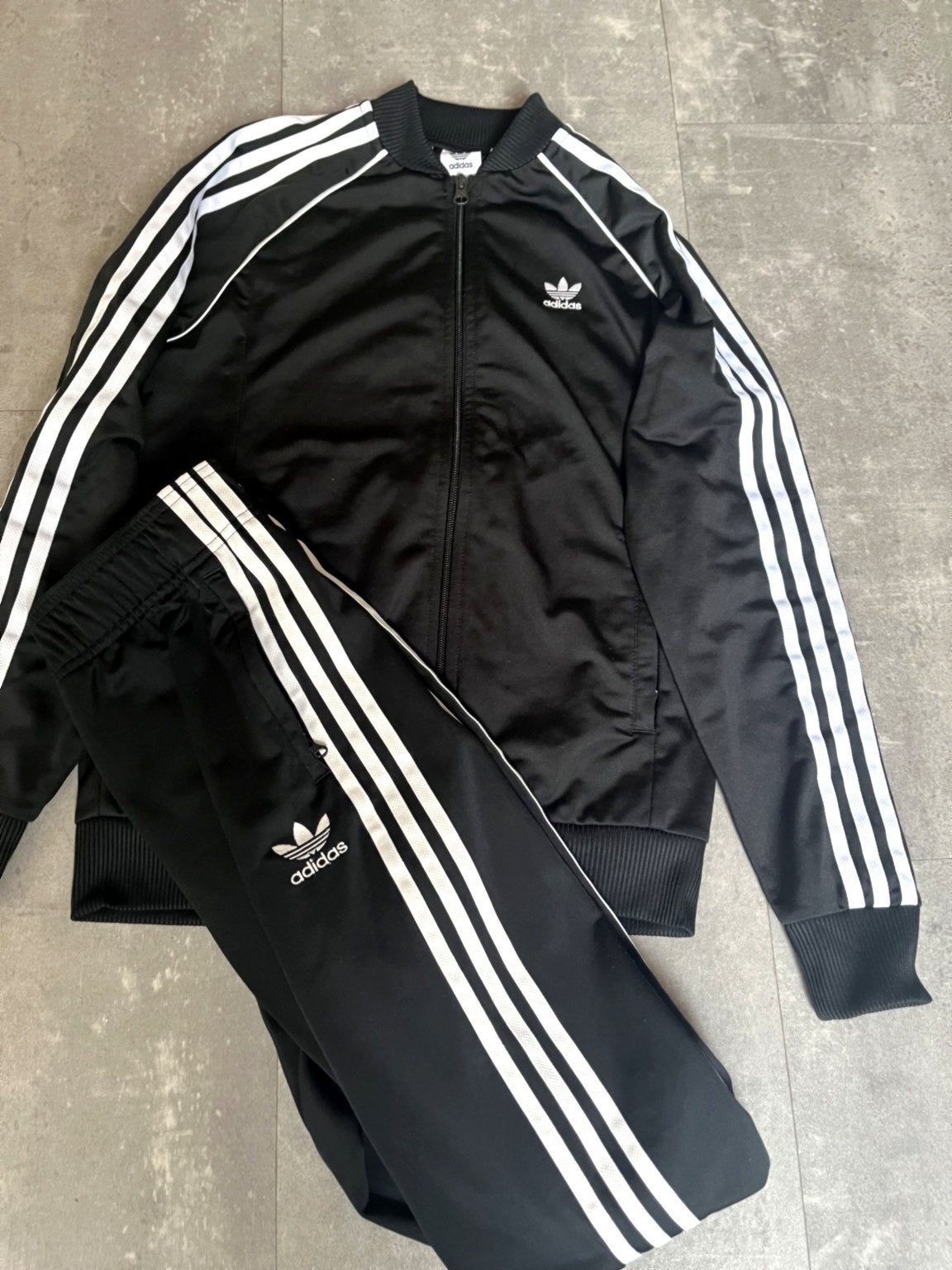 Adidas SST tracksuit, Zwart, Ophalen of Verzenden, Zo goed als nieuw, Algemeen