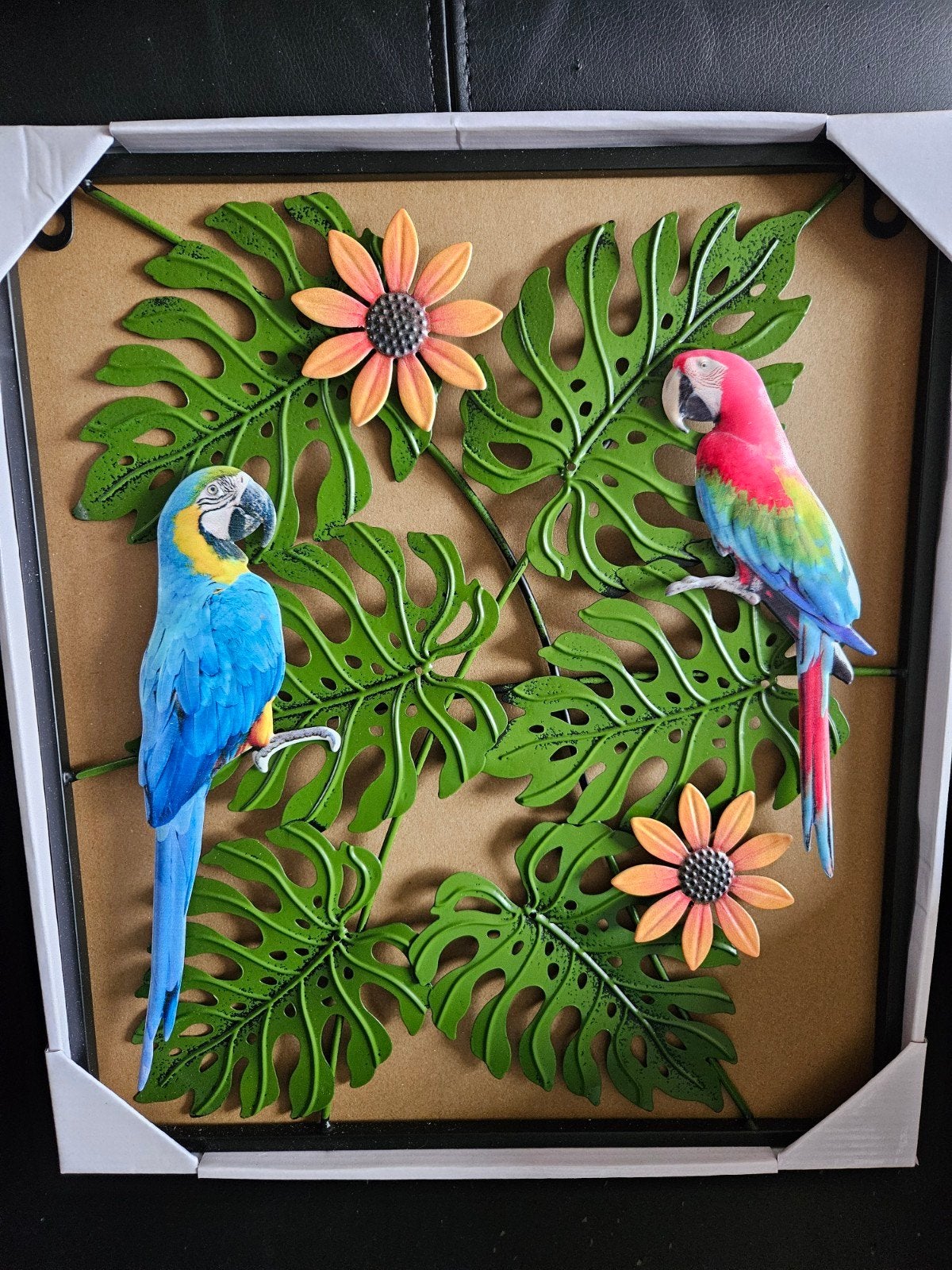 Wanddecoratie Papegaaien en Monstera Bladeren, Metaal, Wandsculptuur, Meerkleurig, Nieuw