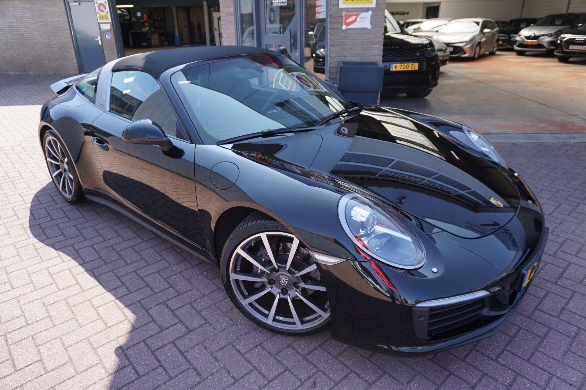 Porsche 911 3.0 Targa 4 (bj 2018, automaat), Auto's, Gebruikt, Cabriolet, 4 stoelen, Zwart