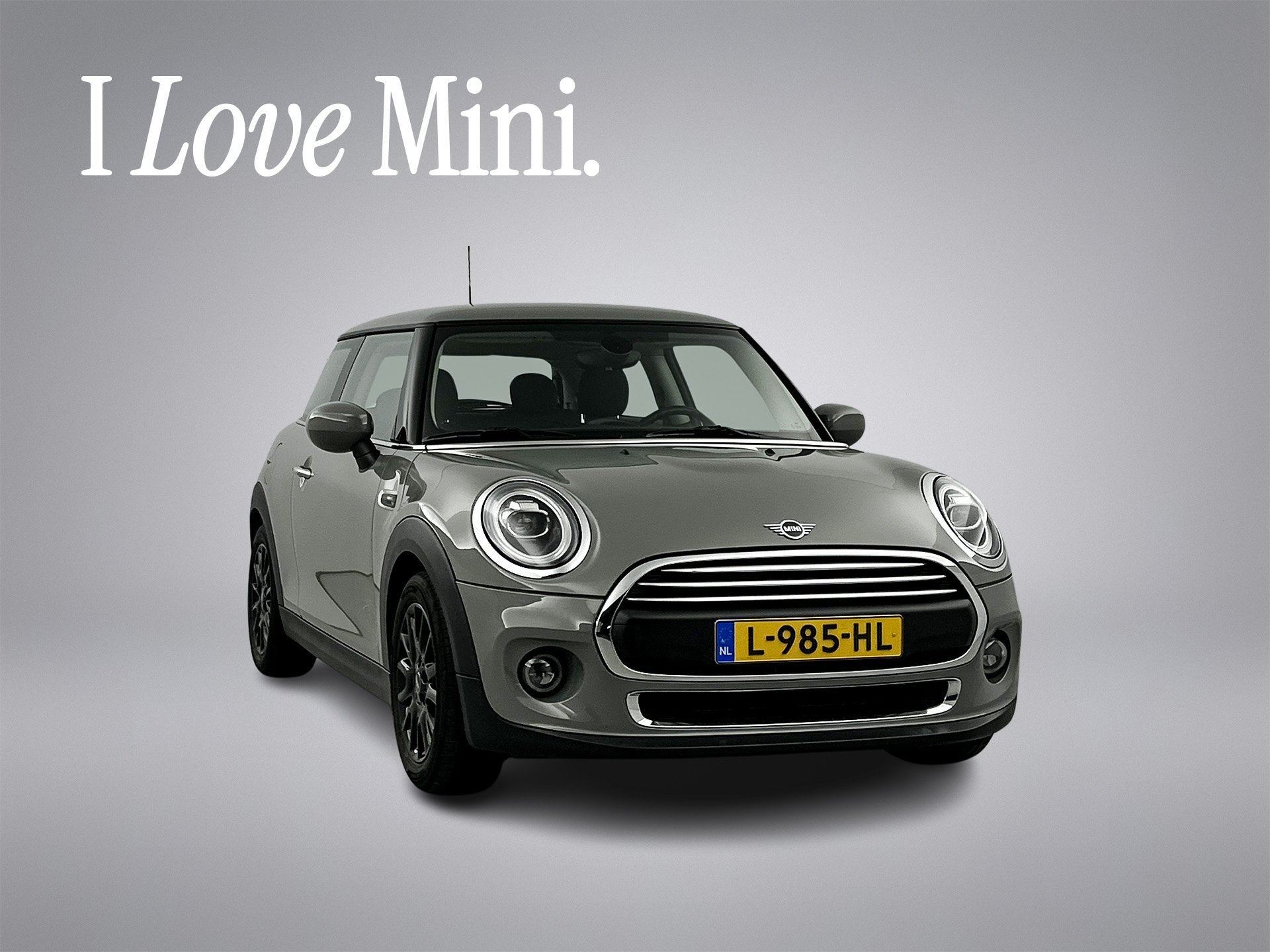 MINI Cooper 1.5 one Classic Facelift Digital Cockpit/Carplay, Voorwielaandrijving, Dealer onderhouden, Stof, Gebruikt