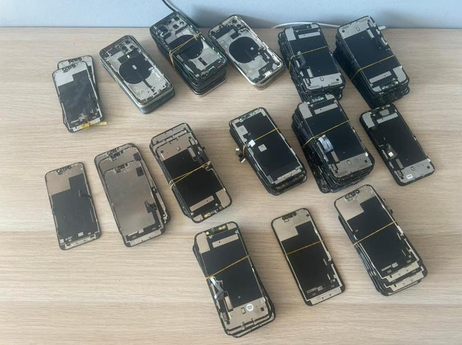 Partij Beschadigde iPhone Schermen & Behuizingen, Telecommunicatie, Ophalen of Verzenden, Gebruikt, Overige typen