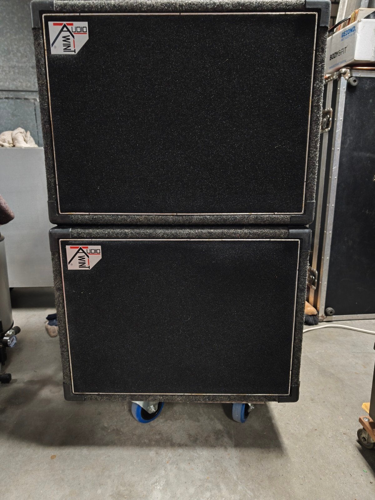 tekoop 4x bas kasten, Muziek en Instrumenten, Ophalen of Verzenden, 100 watt of meer