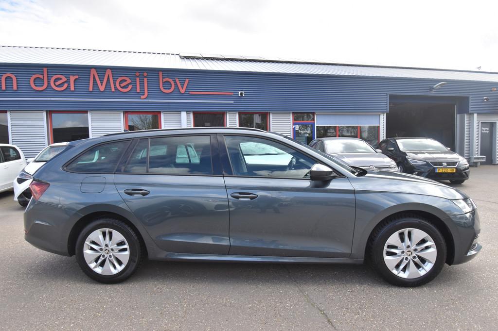 Skoda Octavia Combi 1.0 TSI Business Edition , TREKHAAK , VI, Stof, Gebruikt, Origineel Nederlands, 3 cilinders