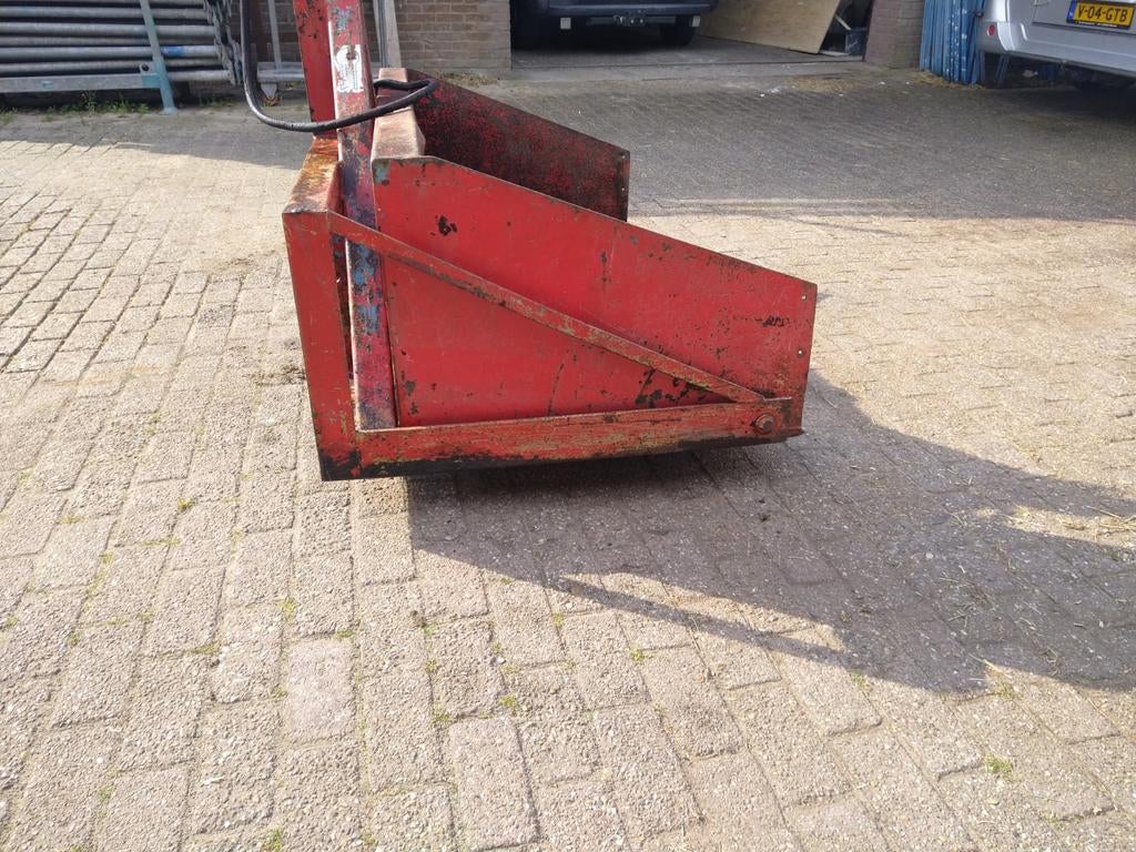 Robuuste rode bak voor diverse toepassingen, Zakelijke goederen, Agrarisch | Werktuigen, Akkerbouw, Veehouderij, Vollegrondsgroente