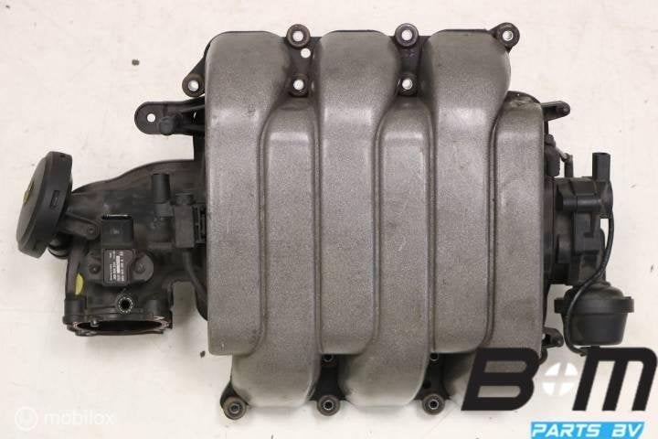 Inlaatspruitstuk Audi A4 8E 3.2 benzine 06E133210B, Gebruikt