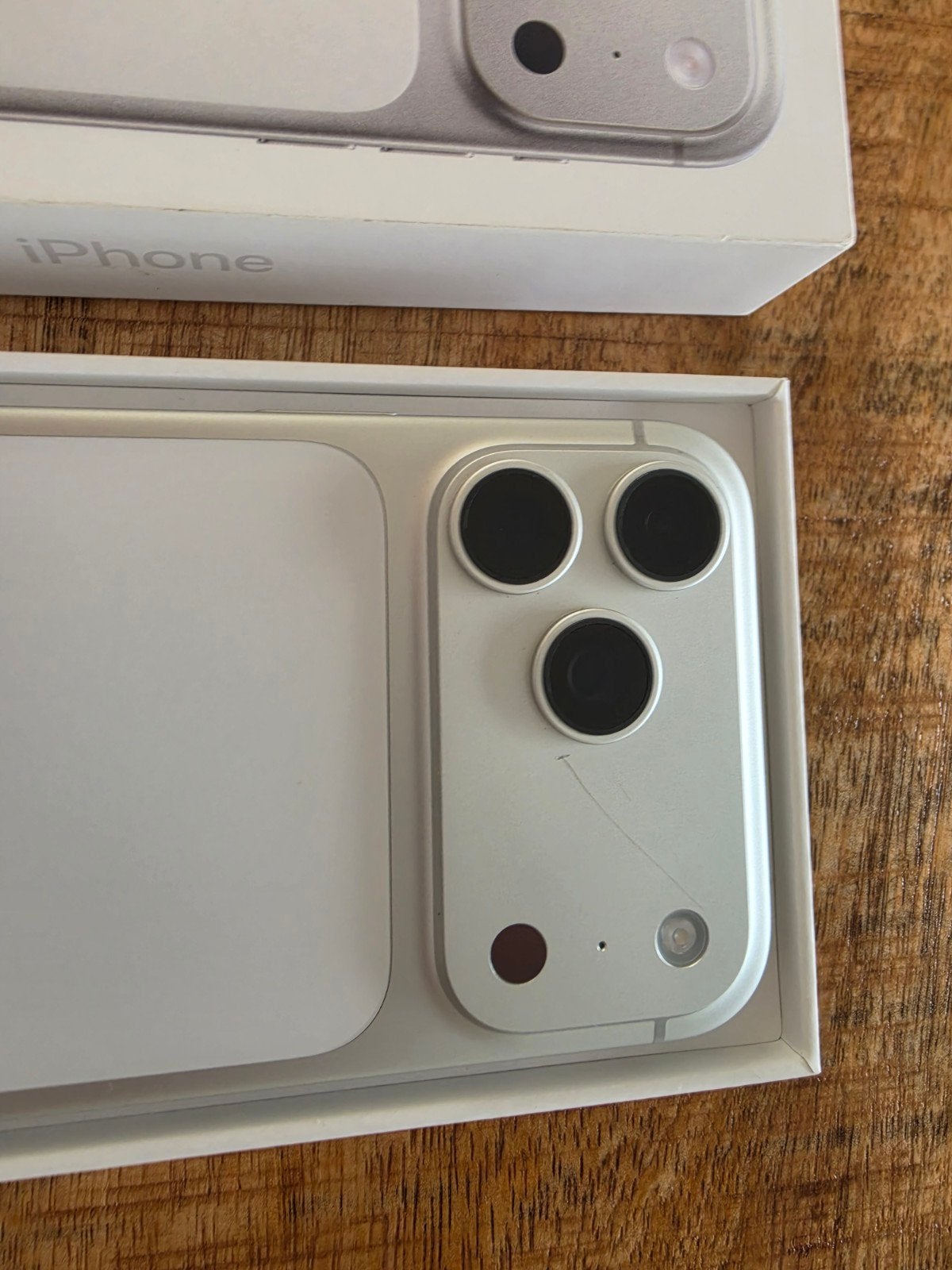 Foto 4 van Nieuwe iPhone 17 Pro Max 256GB Zilver, 3 maanden gebruik