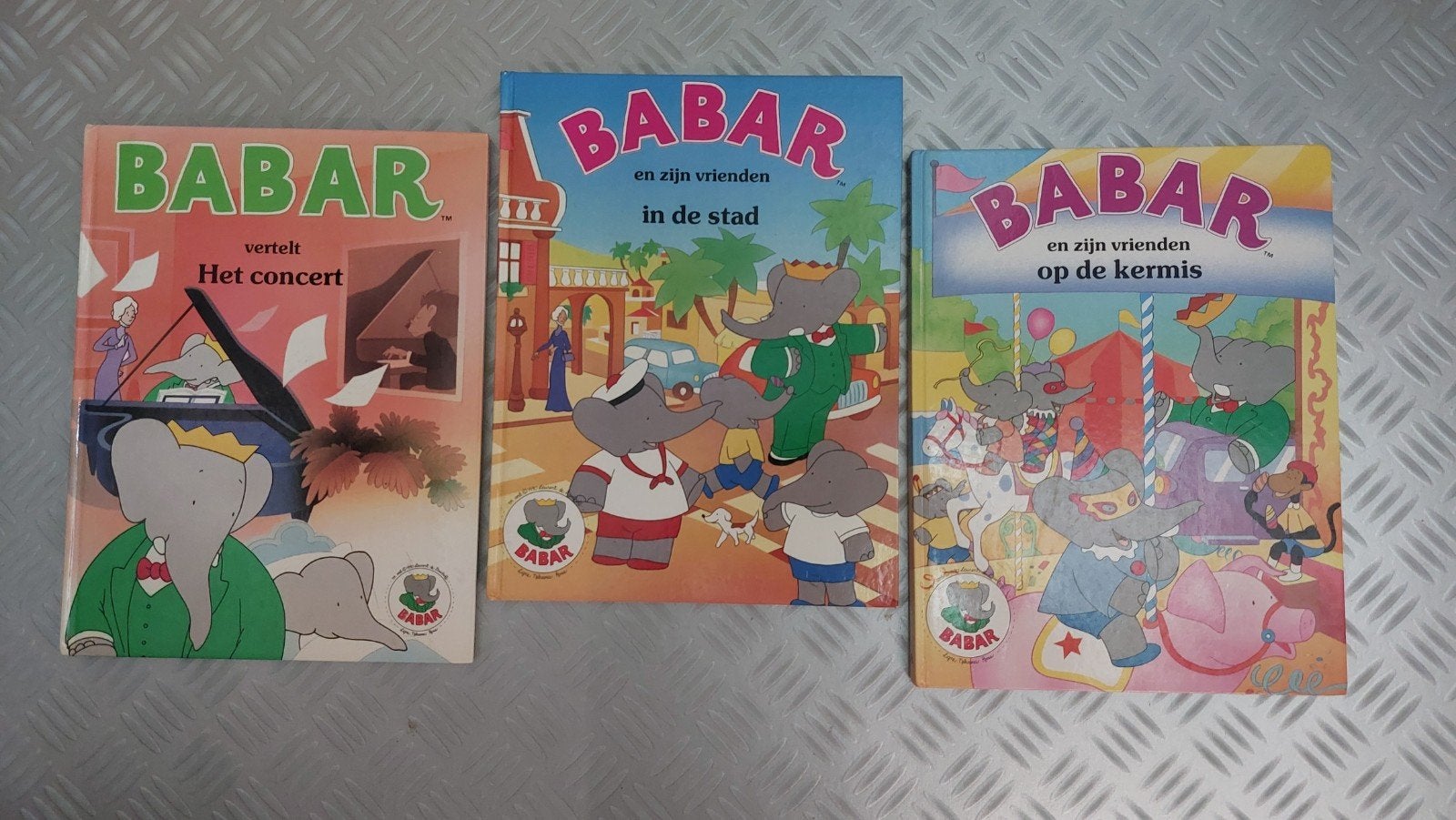 3 Babarboeken in het Nederlands: Concert, Stad, Kermis, Ophalen of Verzenden, Zo goed als nieuw, Sprookjes