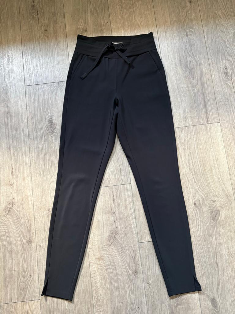 Studio Anneloes Startup trousers zwart XS Travelstof, Zwart, Ophalen of Verzenden, Zo goed als nieuw, Maat 34 (XS) of kleiner