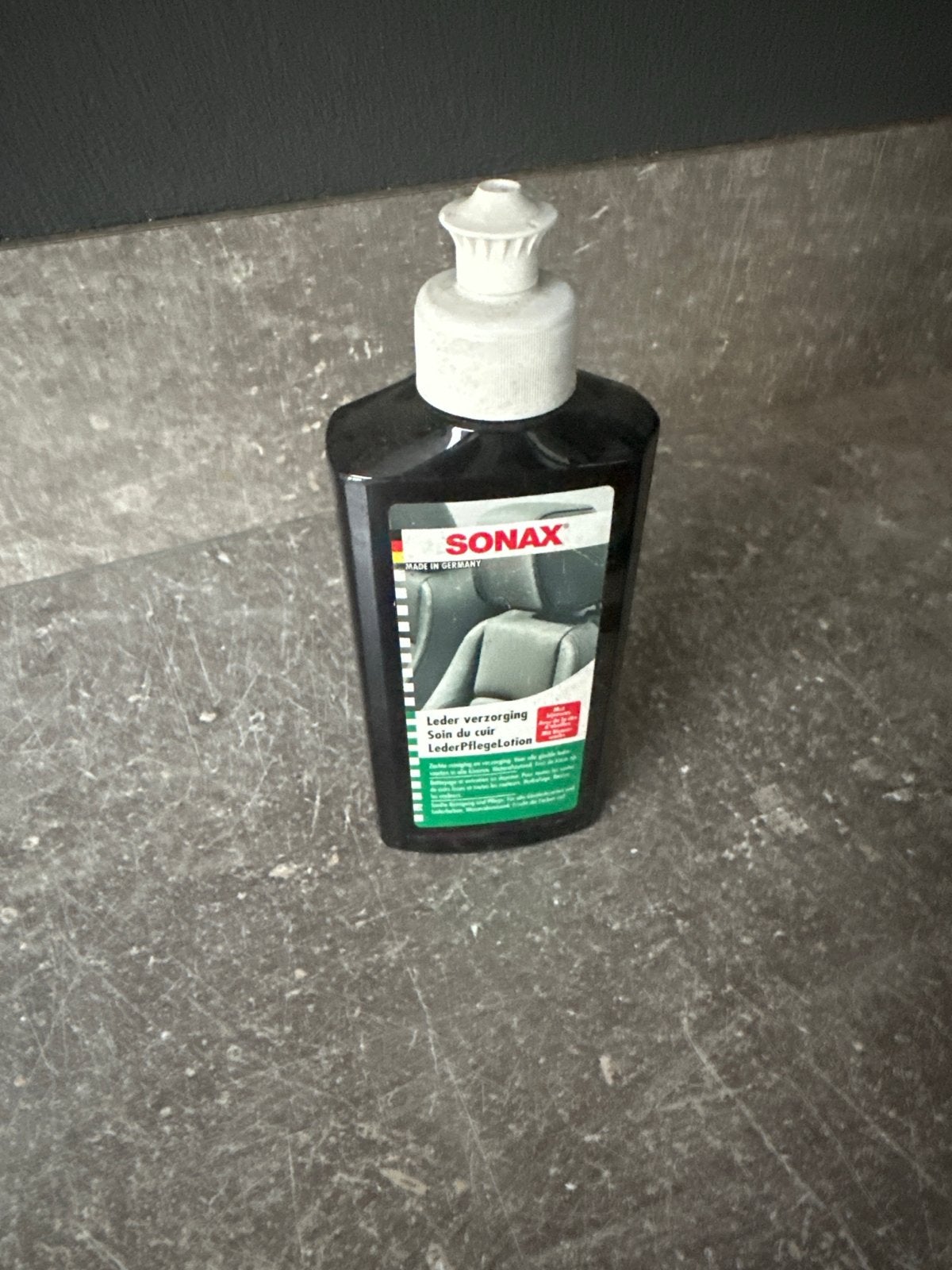 Sonax Leder Verzorging Nieuwe Fles - Auto Interieur Reiniger, Auto diversen, Ophalen of Verzenden