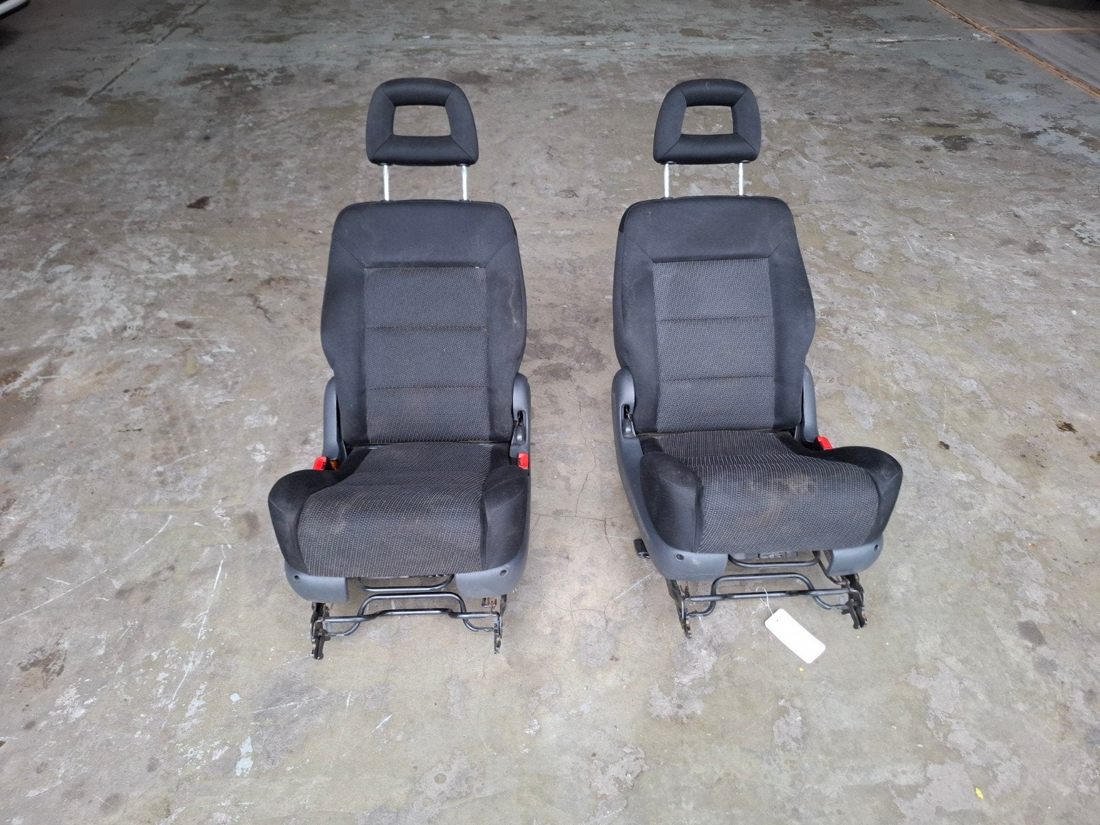 Te koop   2x stoelen  Seat alhambra, Auto-onderdelen, Ophalen, Gebruikt, Zweedsestraat 2-10 7202ck, Seat