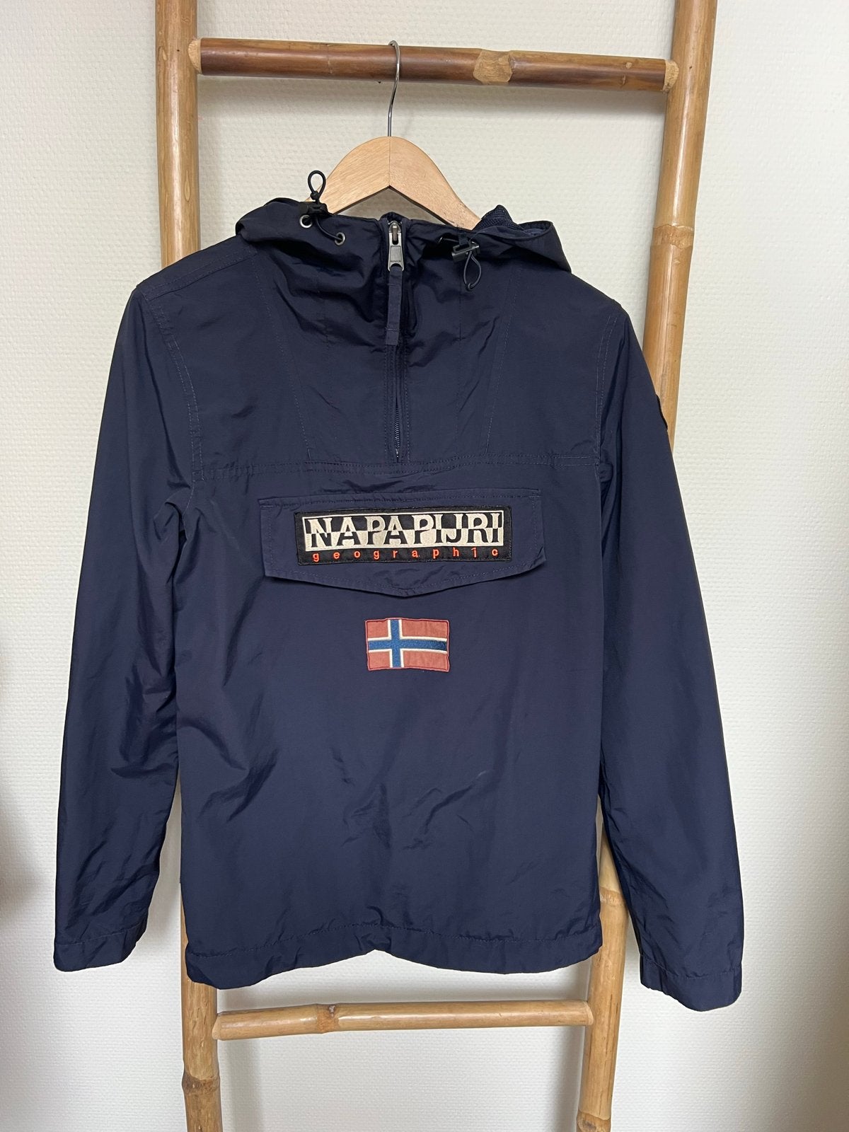 Napapijri Geographic Tussendoor Jas - Gedragen, Ophalen of Verzenden, Gedragen, Maat 38/40 (M), Blauw
