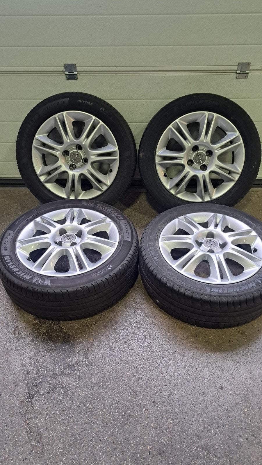 Opel Corsa sportvelgen + Michelin zomerbanden 195/55R16 91, Ophalen, Gebruikt, Michelin, 16 inch