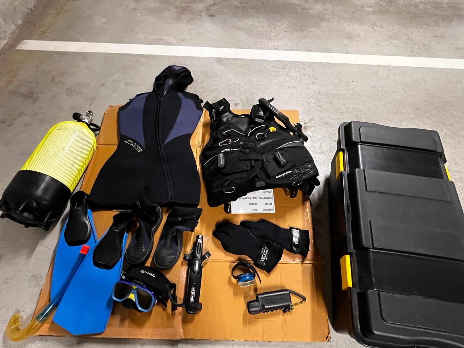Complete duikuitrusting dames maat M, Watersport en Boten, Duiken, Gebruikt, Duikpak, Ophalen